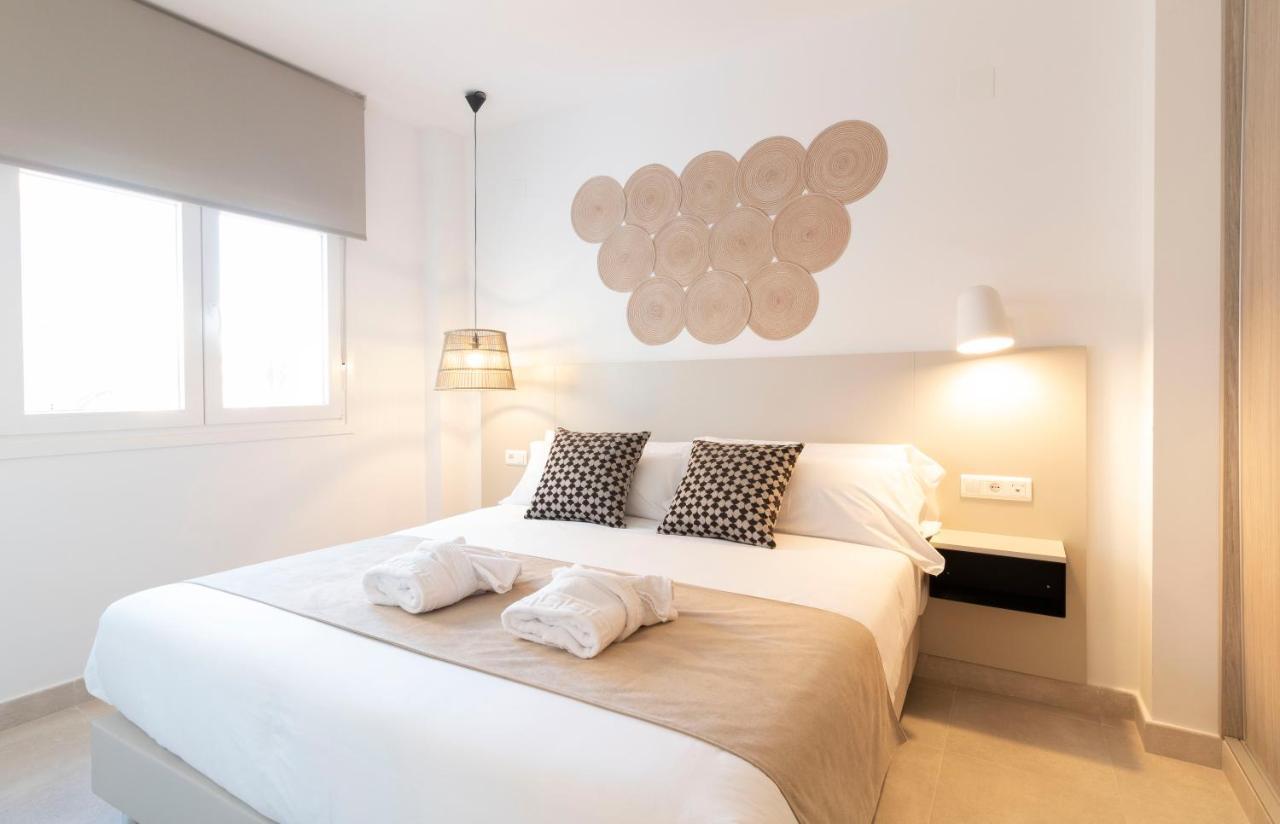 Two-Bedroom Apartment,1071395347:JPEG