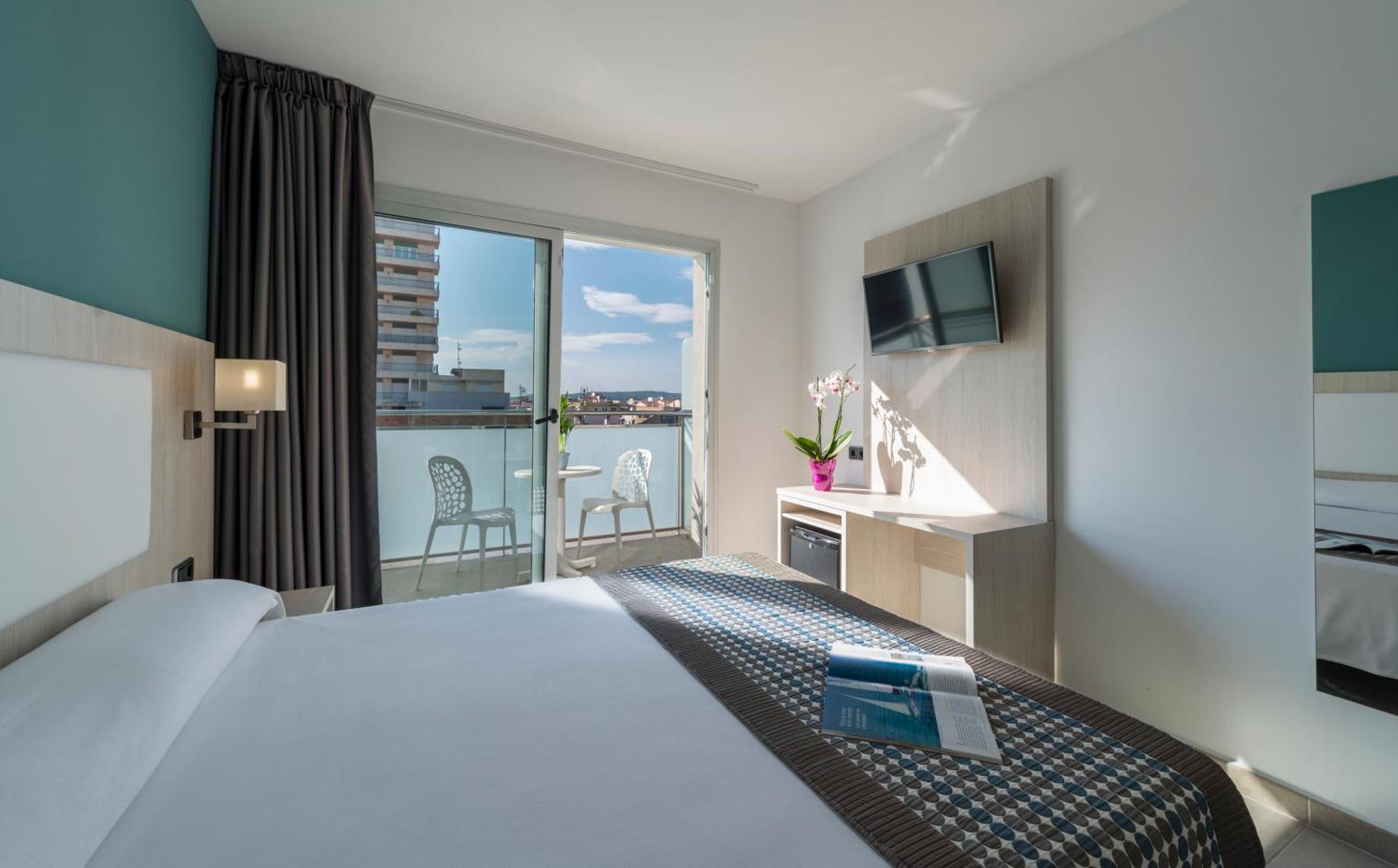 Standard Double Room,1272878674:JPEG